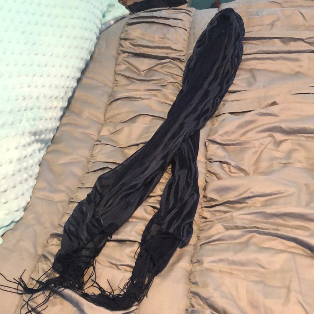 Scarf - Picture 3 of 3